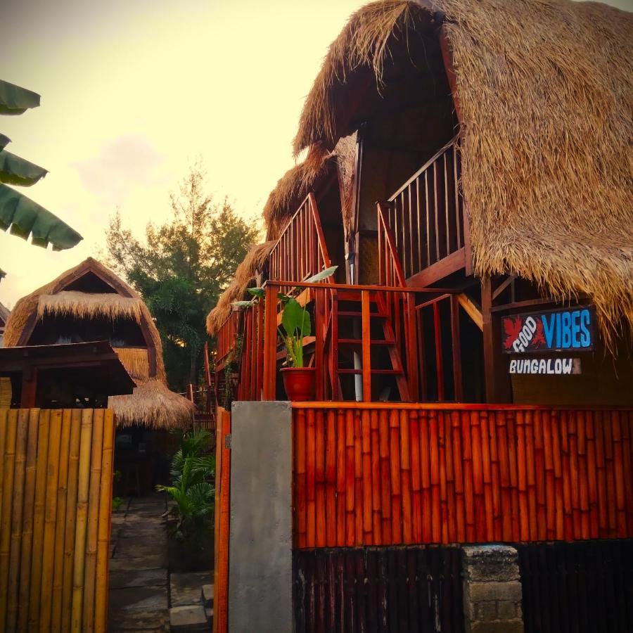 Good Vibes Bungalows Gili Trawangan Luaran gambar