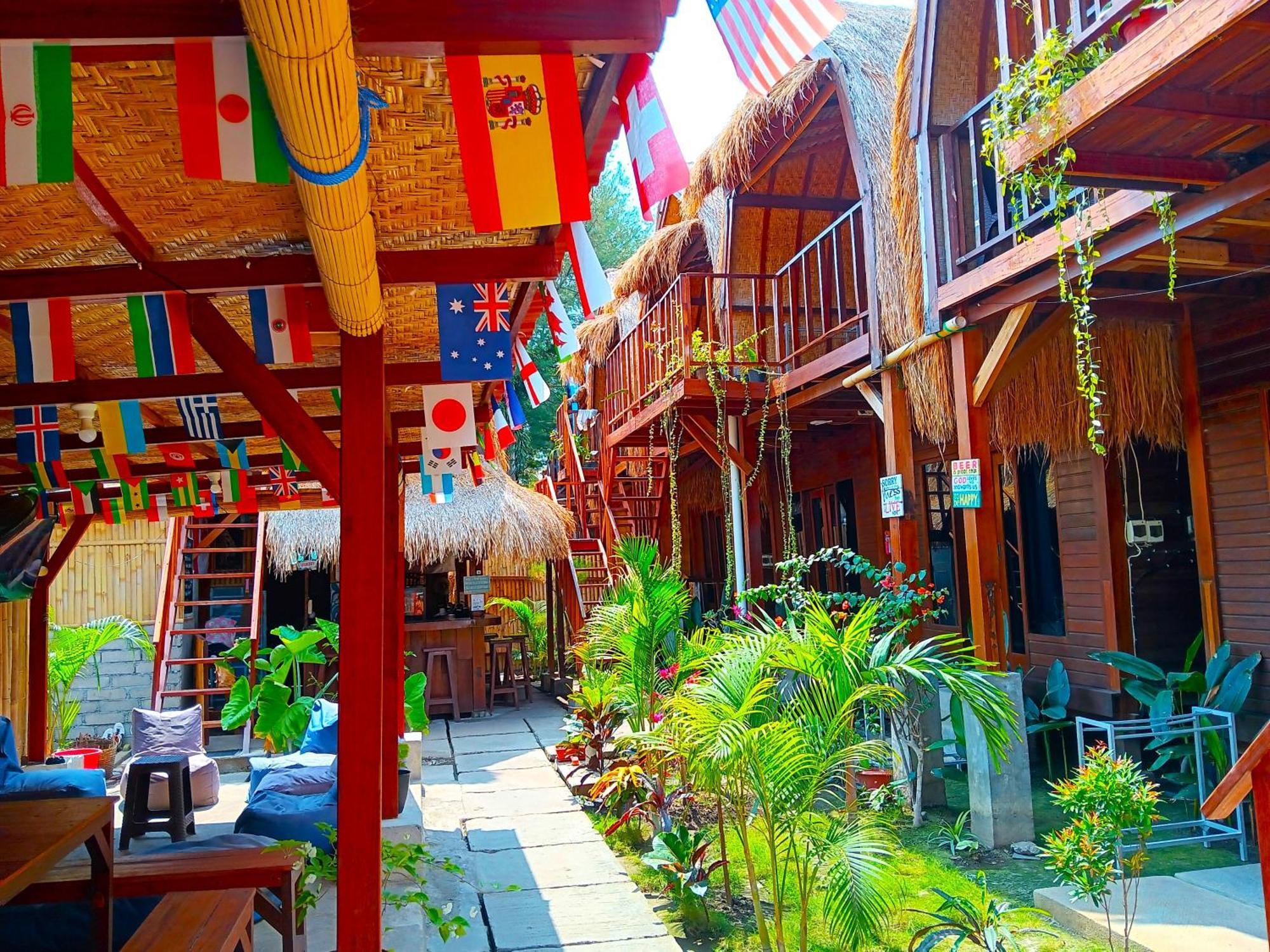 Good Vibes Bungalows Gili Trawangan Luaran gambar