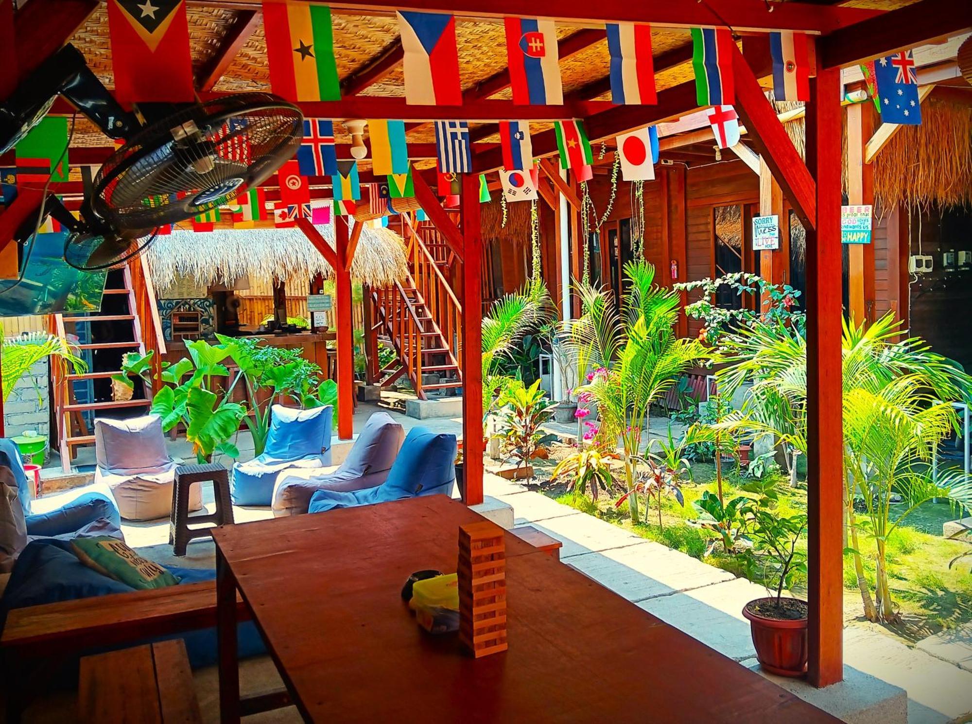 Good Vibes Bungalows Gili Trawangan Luaran gambar