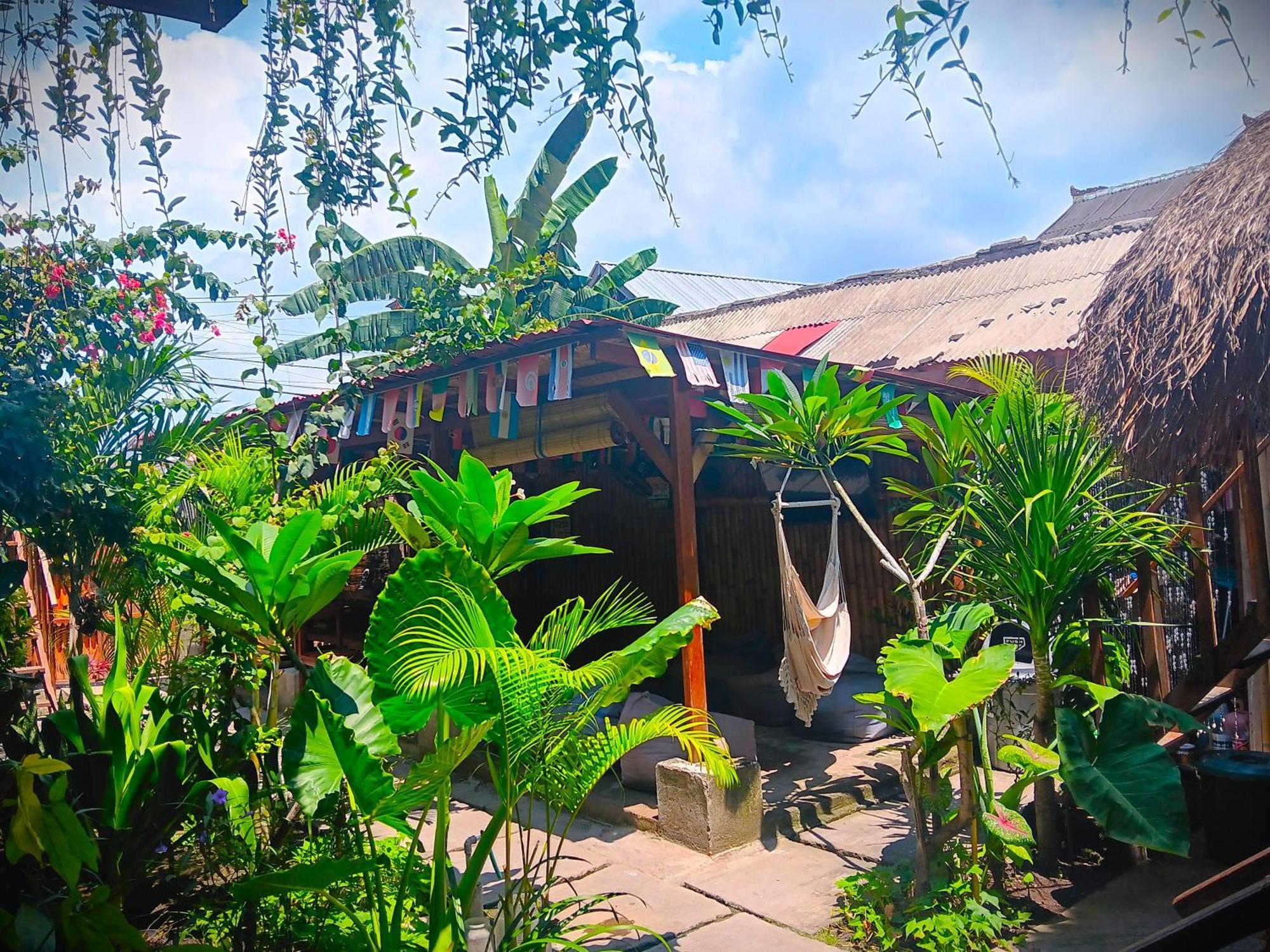 Good Vibes Bungalows Gili Trawangan Luaran gambar